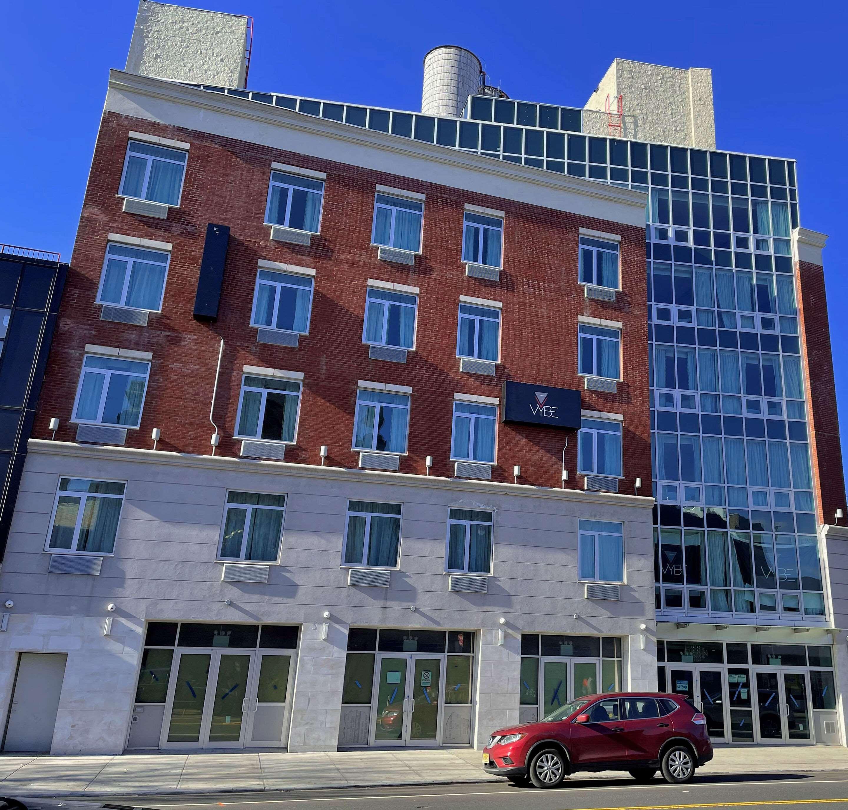 Red Roof Plus Brooklyn - Flatbush Ave Нью-Йорк Экстерьер фото