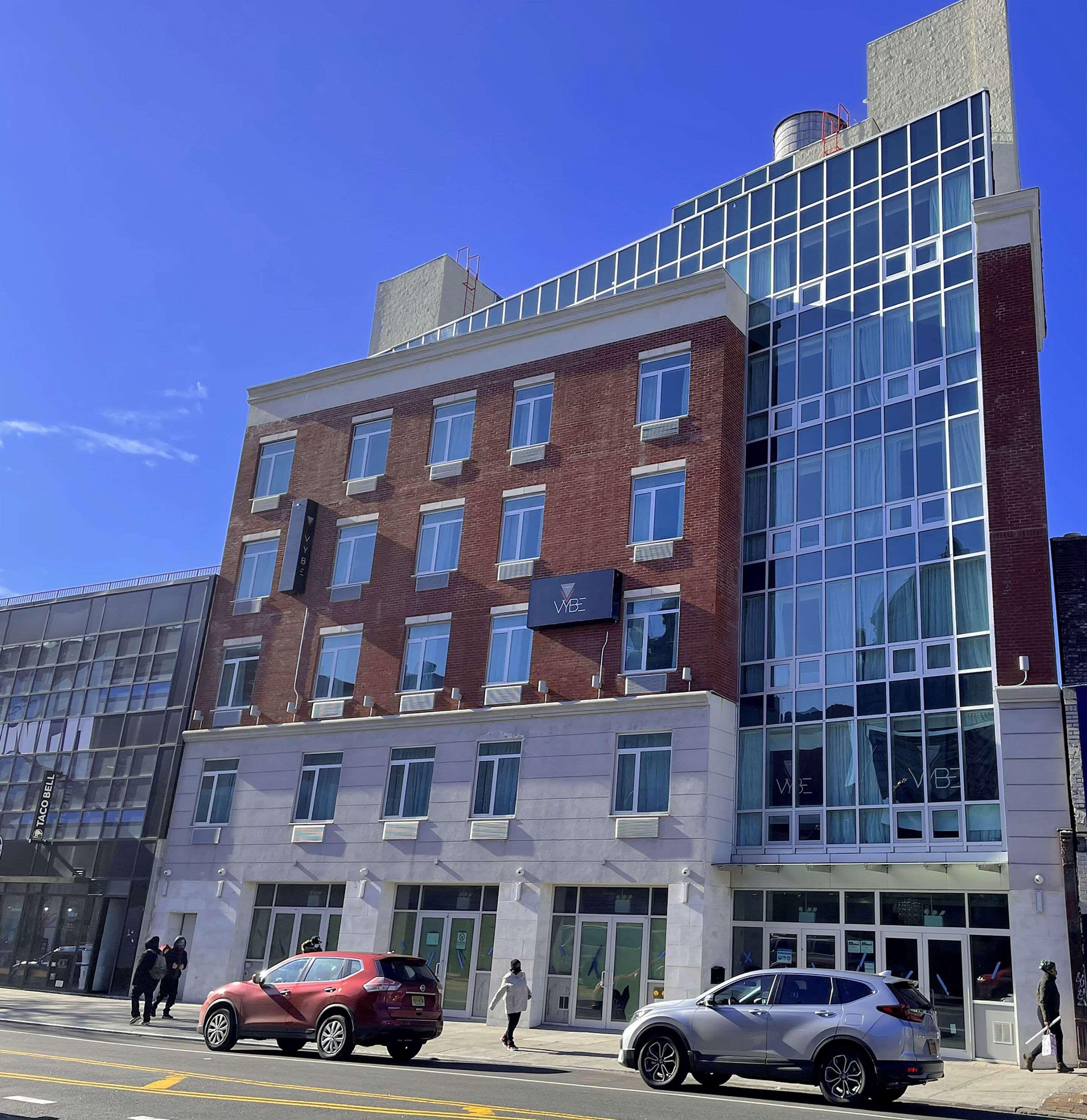Red Roof Plus Brooklyn - Flatbush Ave Нью-Йорк Экстерьер фото